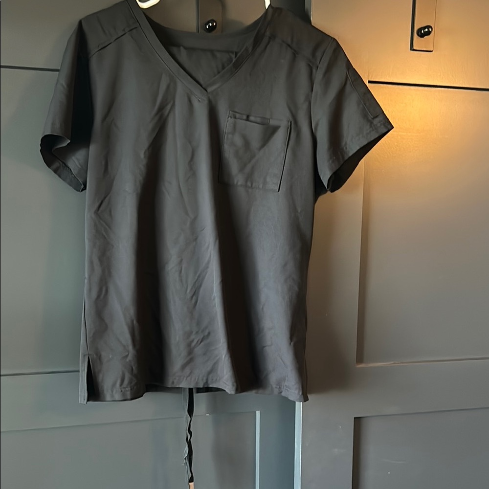 Women's Medium Scrub Set